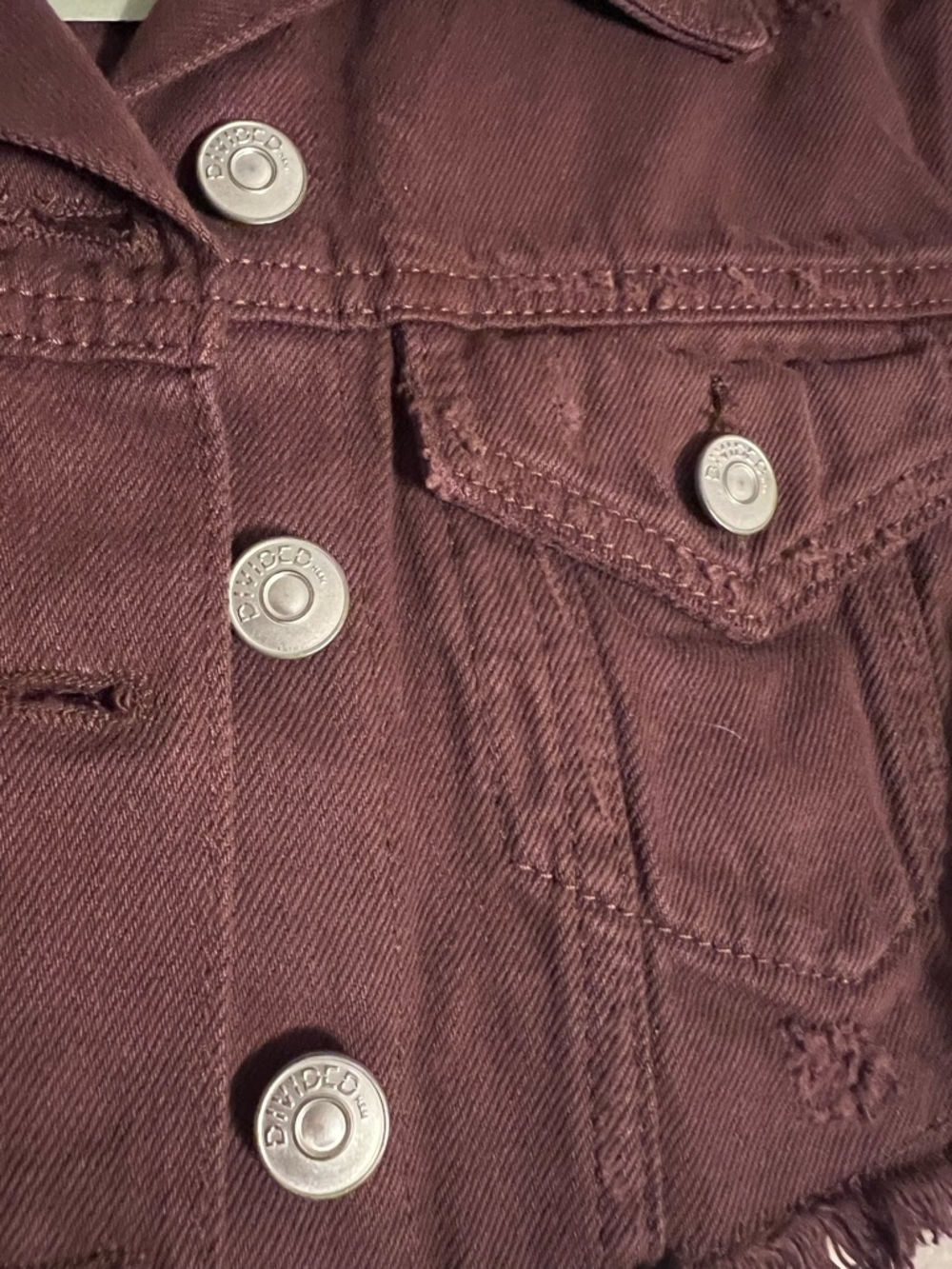 H&M Cropped Distressed Jean Jacket - Picture 4 of 10